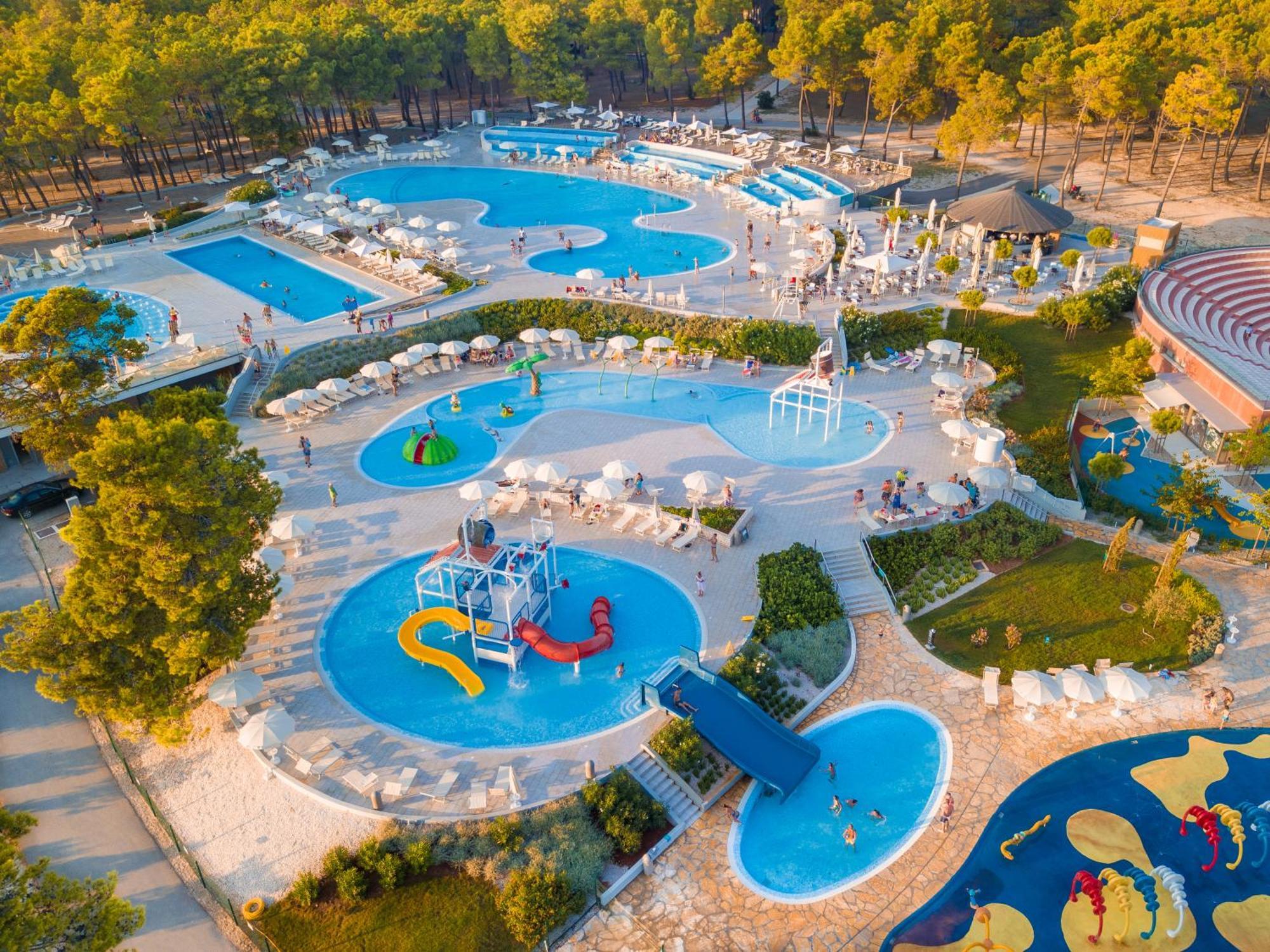 Zaton Holiday Resort Mobile Homes ニン エクステリア 写真